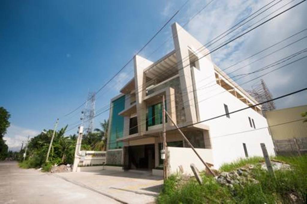 Nf Suites Davao City Esterno foto