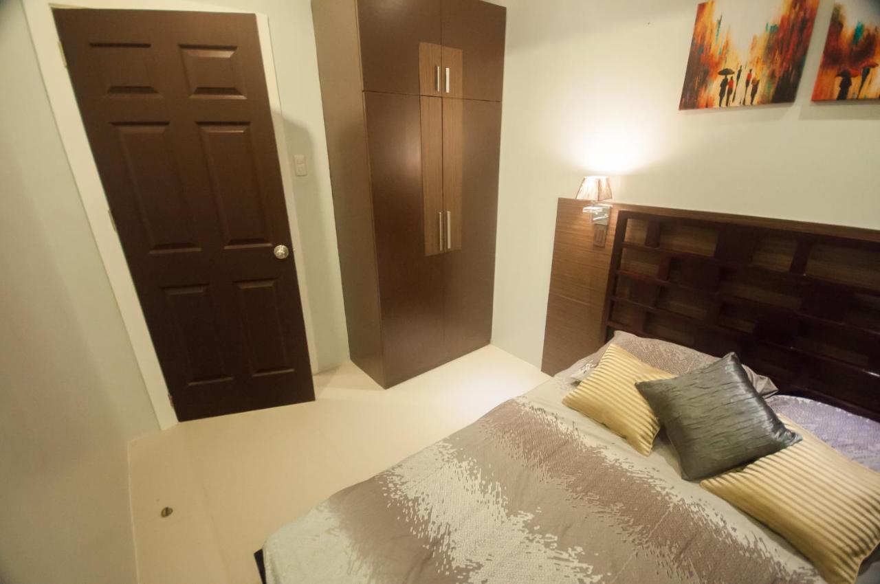 Nf Suites Davao City Esterno foto