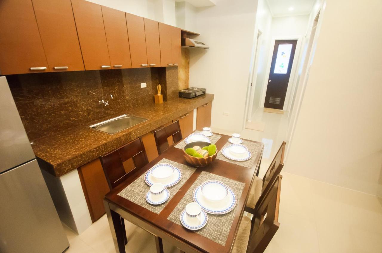 Nf Suites Davao City Esterno foto